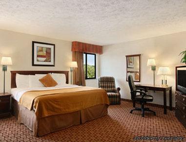 Days Inn By Wyndham Bloomington Ruang foto